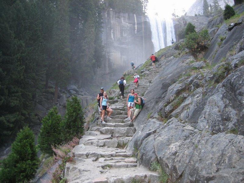 a_mist_trail.jpg